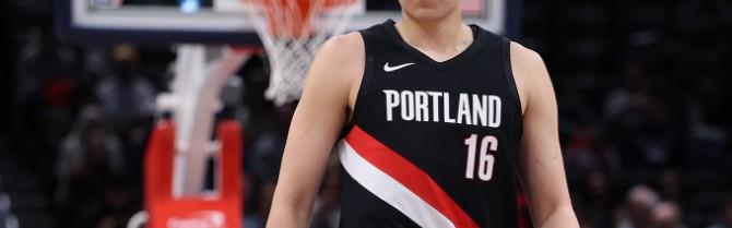 开云官网-杨瀚森复出0分！开拓者轰20-0逆转横扫爵士 克林根21+15+7帽